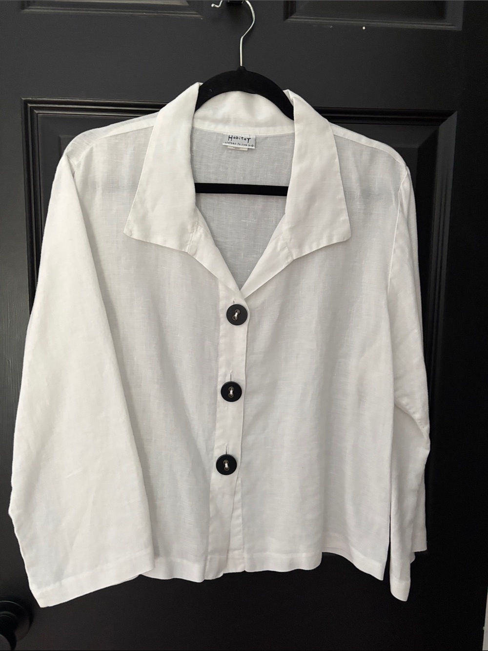 HABITAT linen lagenlook  white button front  top large NWOT